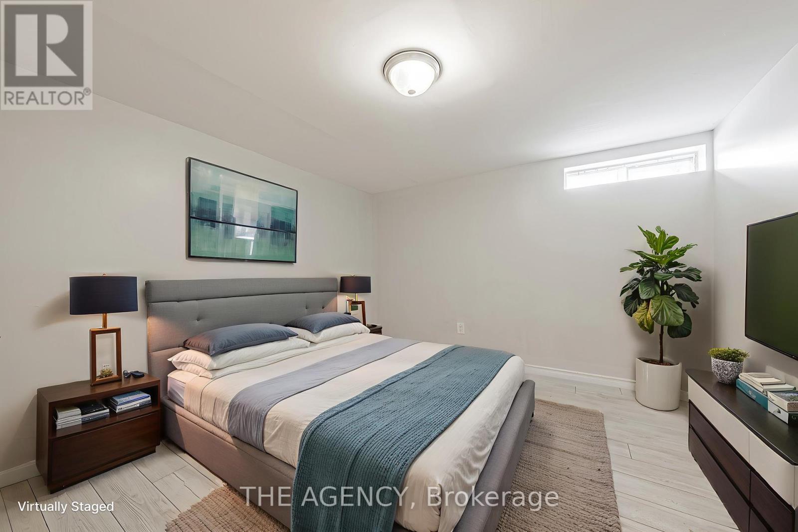 Photo 14 of 137 Pepperwood Crescent, Kitchener ON