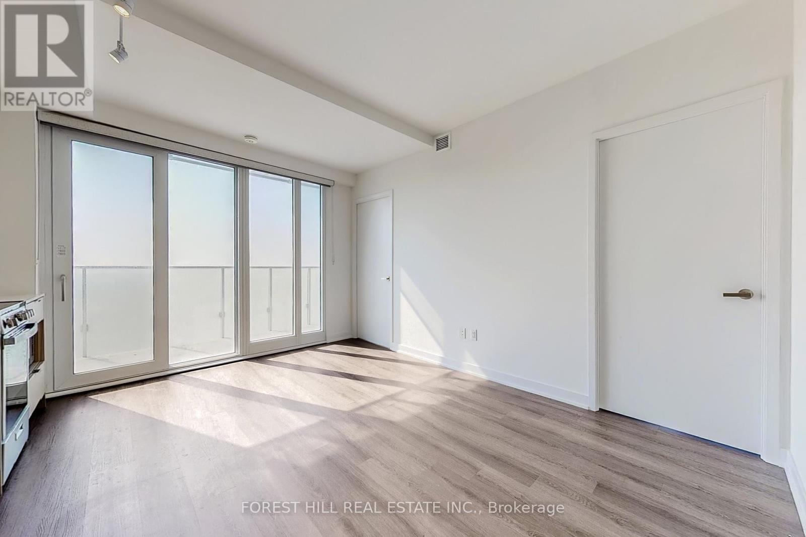 Photo 12 of 1809 3883 Quartz Road, Mississauga ON