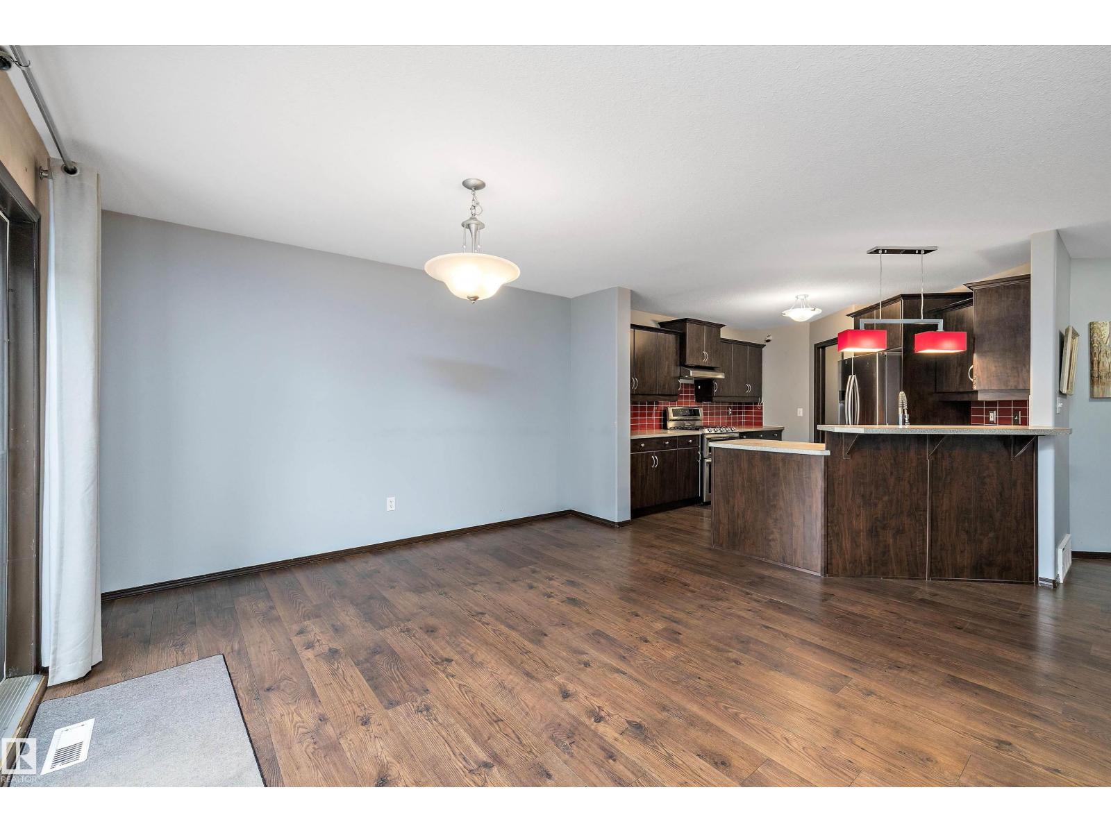 Photo 16 of 16715 114 St Nw, Edmonton AB