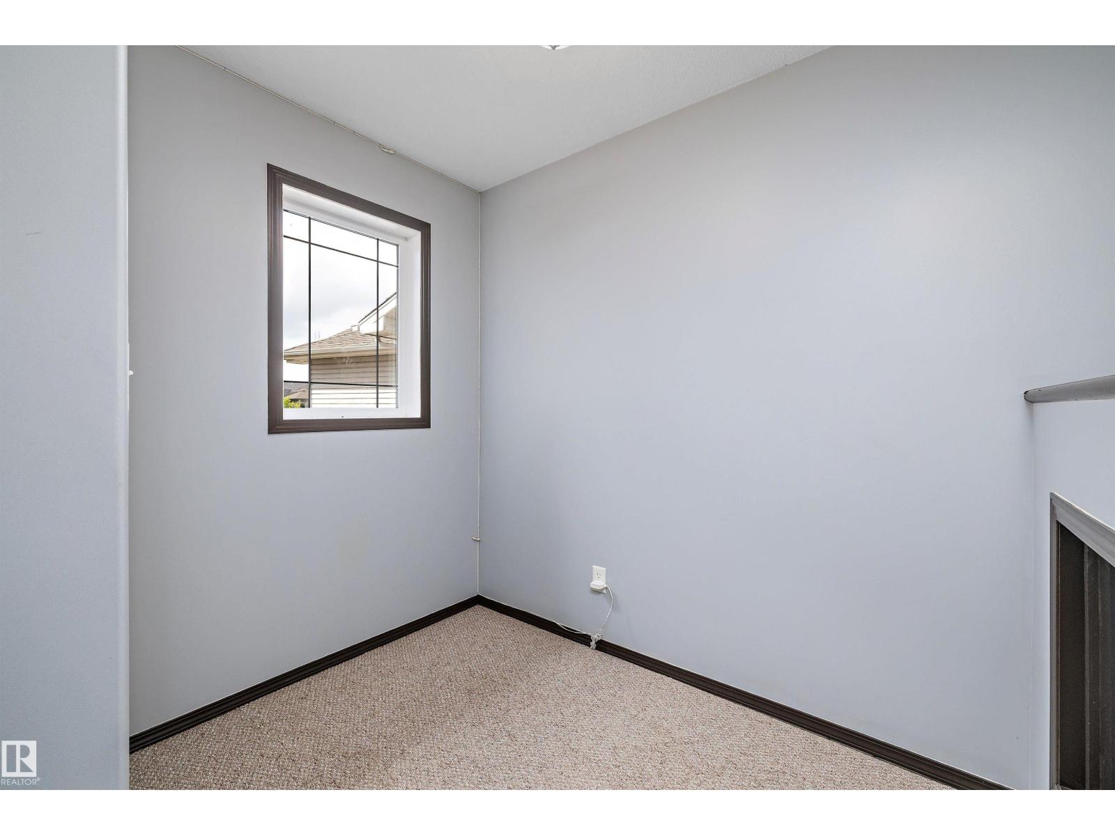 Photo 44 of 16715 114 St Nw, Edmonton AB