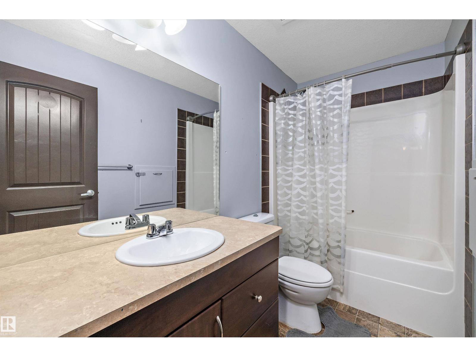 Photo 12 of 16715 114 St Nw, Edmonton AB