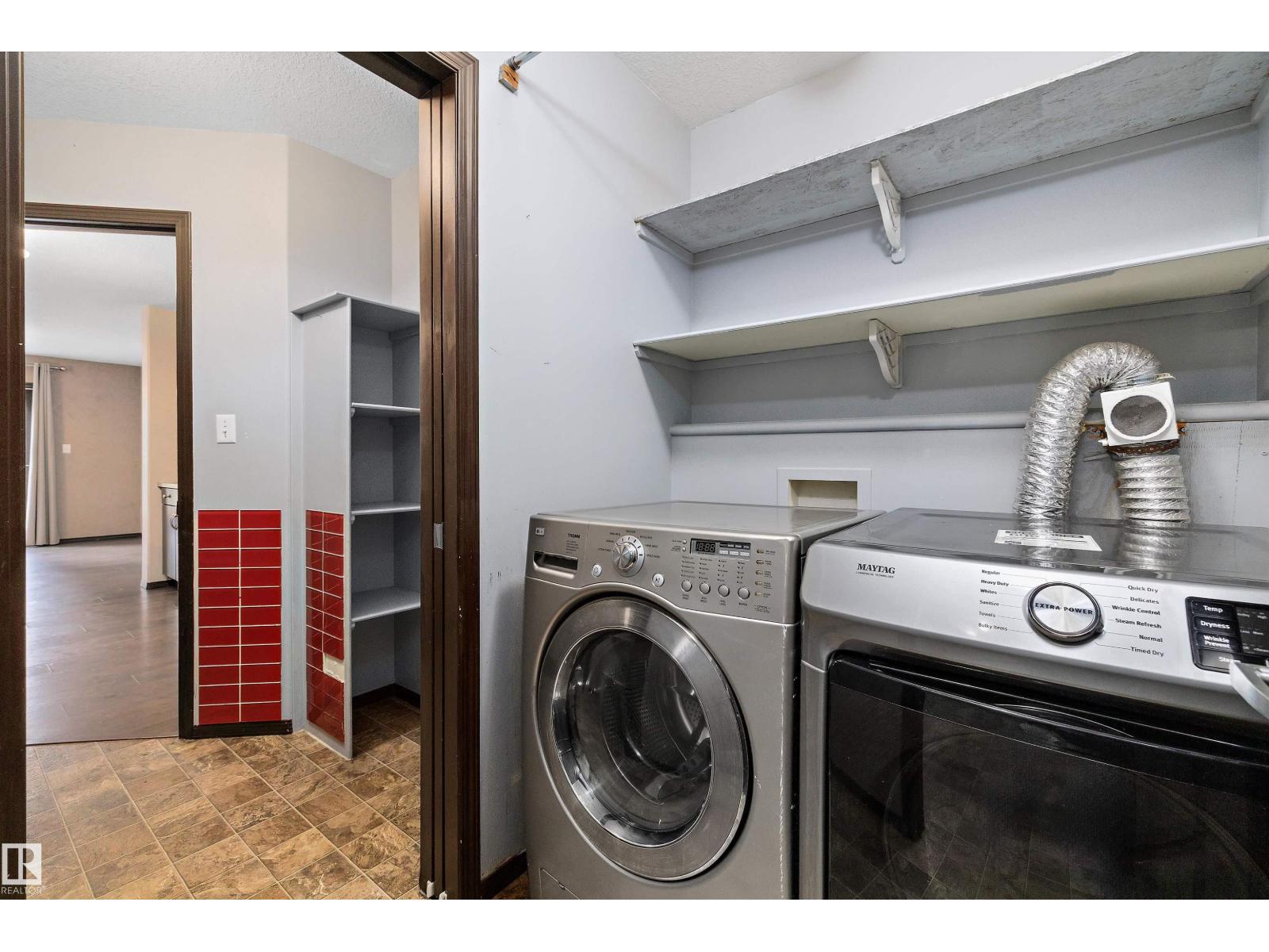 Photo 51 of 16715 114 St Nw, Edmonton AB
