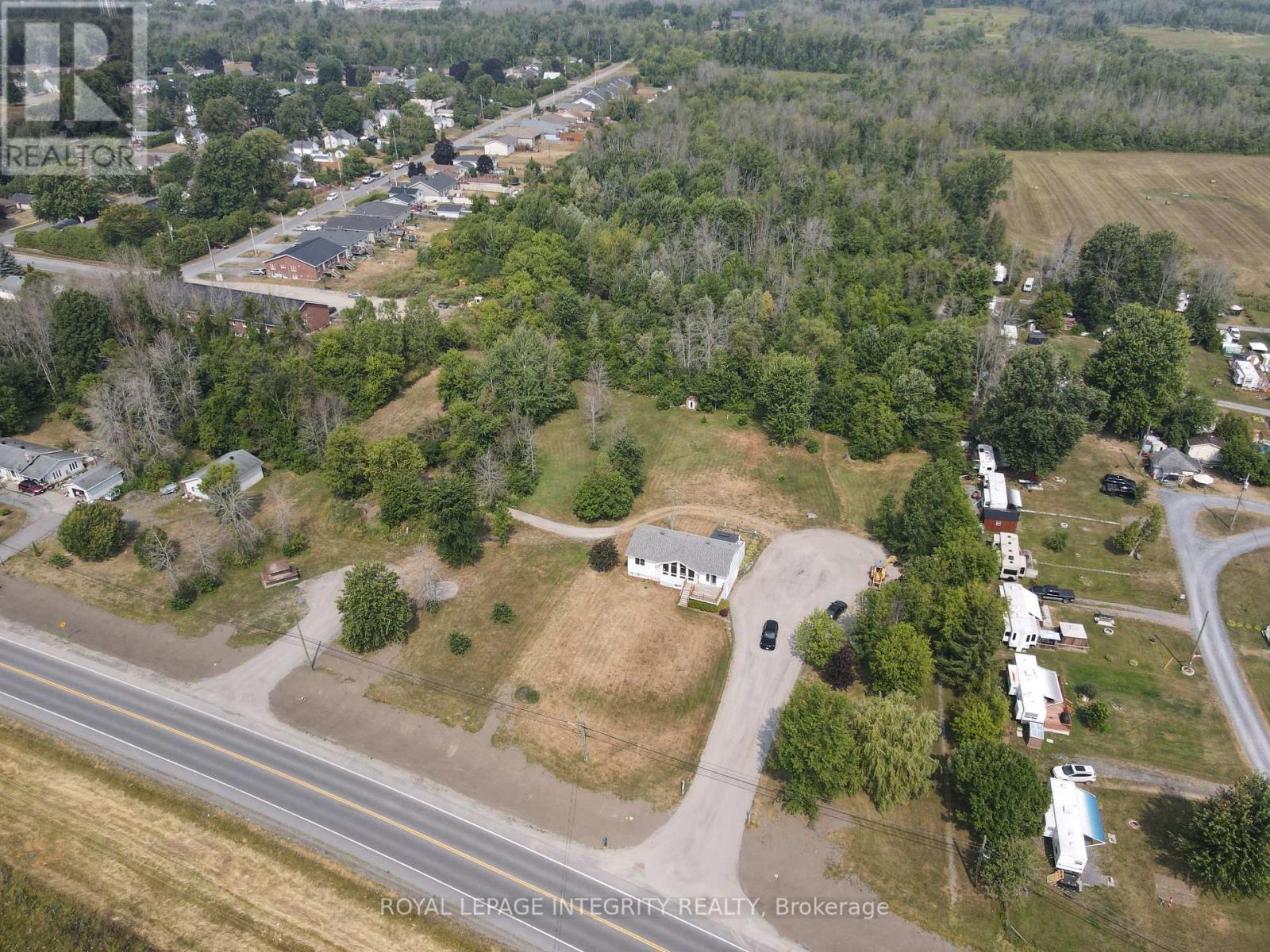 Photo 25 of 14977 Country Rd 2 Road, South Stormont ON