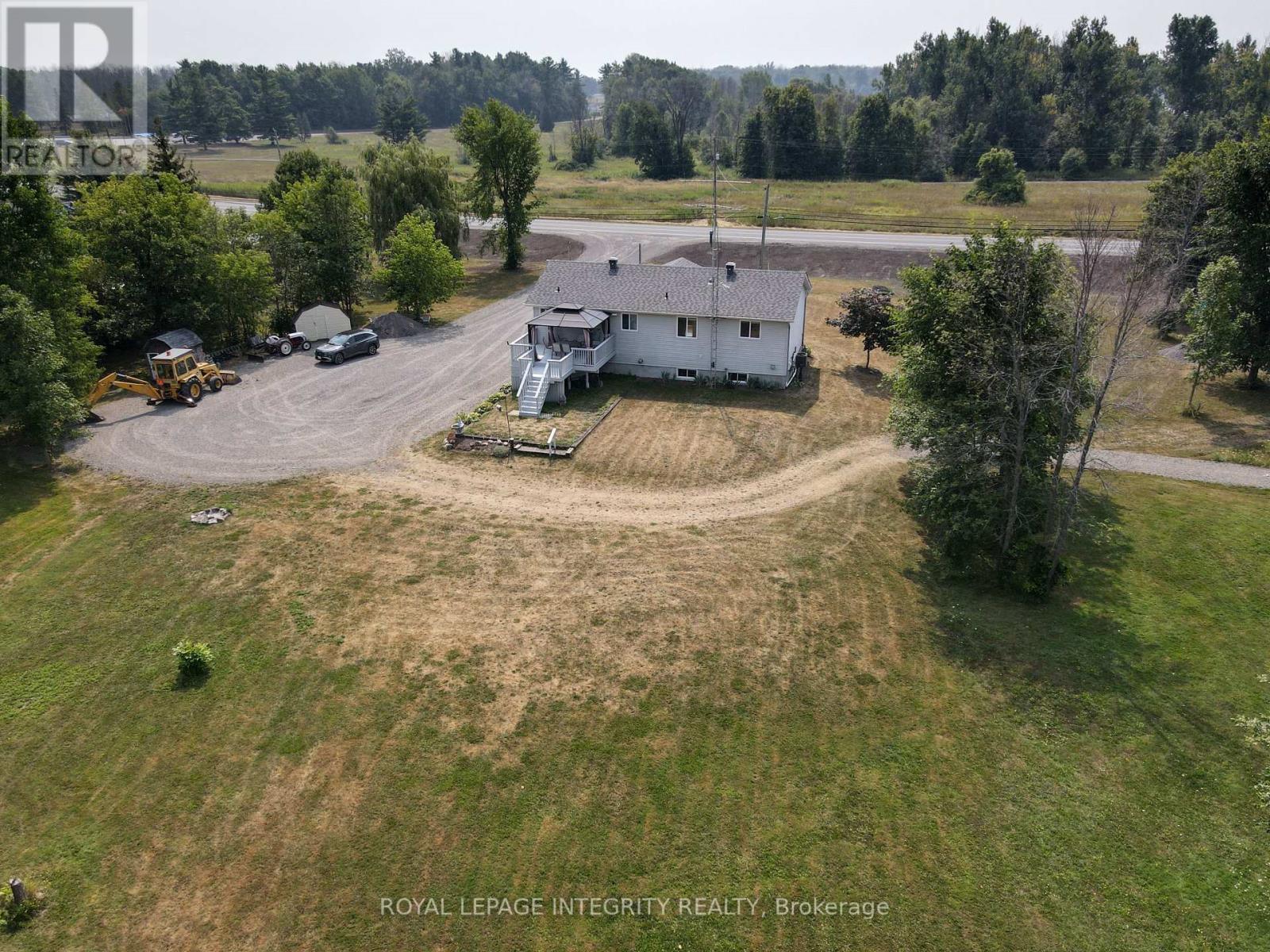 Photo 29 of 14977 Country Rd 2 Road, South Stormont ON