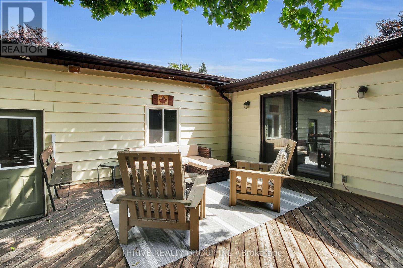 Single Family House for Sale in  MICHELLE AVENUE North Middlesex (Parkhill) 