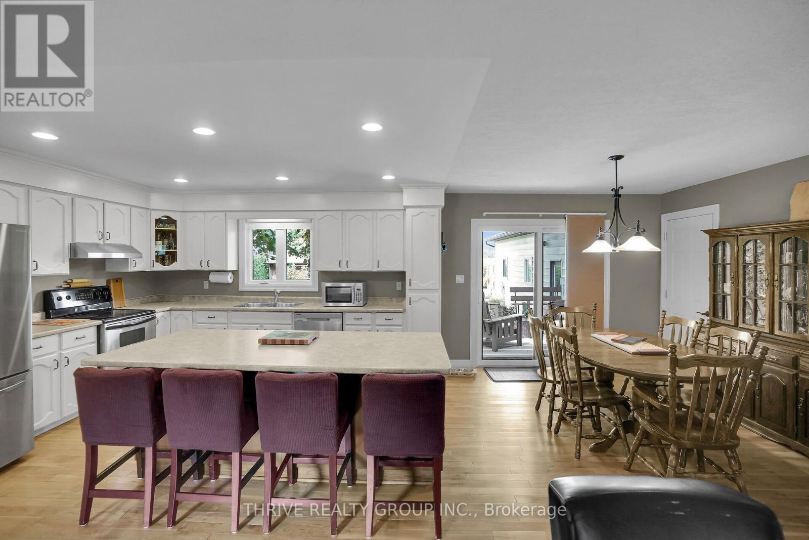 Single Family House for Sale in  MICHELLE AVENUE North Middlesex (Parkhill) 