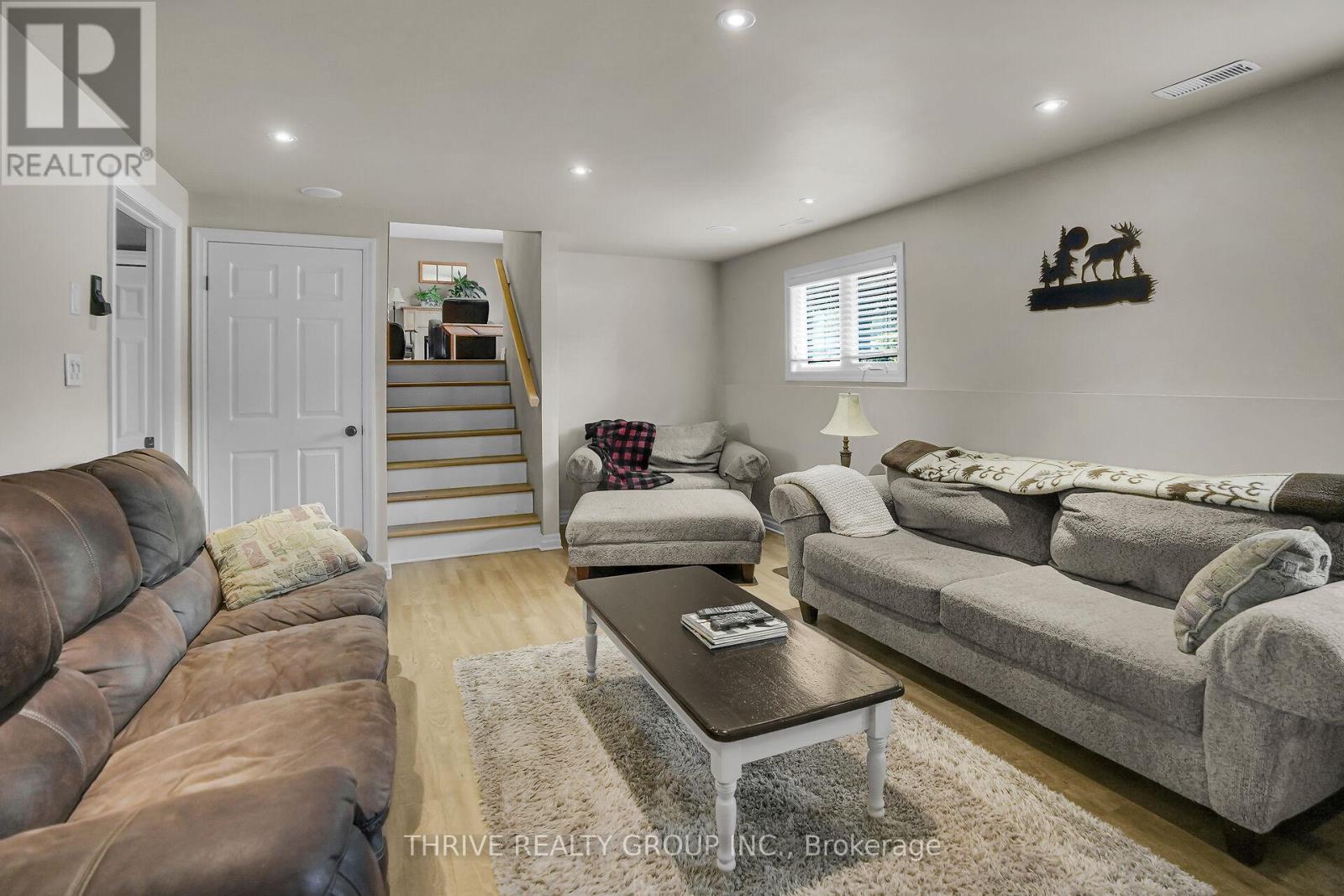 Single Family House for Sale in  MICHELLE AVENUE North Middlesex (Parkhill) 