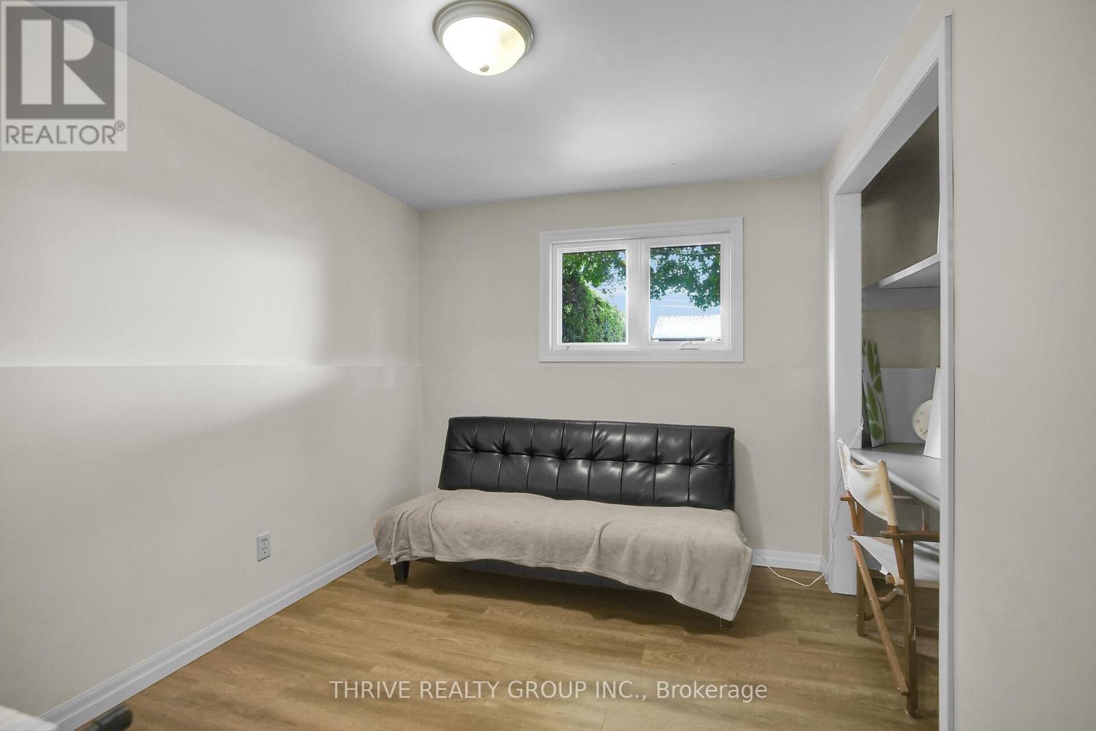 Single Family House for Sale in  MICHELLE AVENUE North Middlesex (Parkhill) 