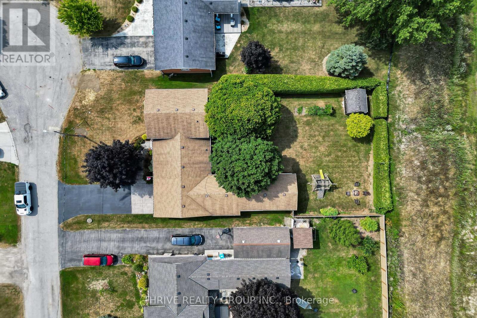 Single Family House for Sale in  MICHELLE AVENUE North Middlesex (Parkhill) 