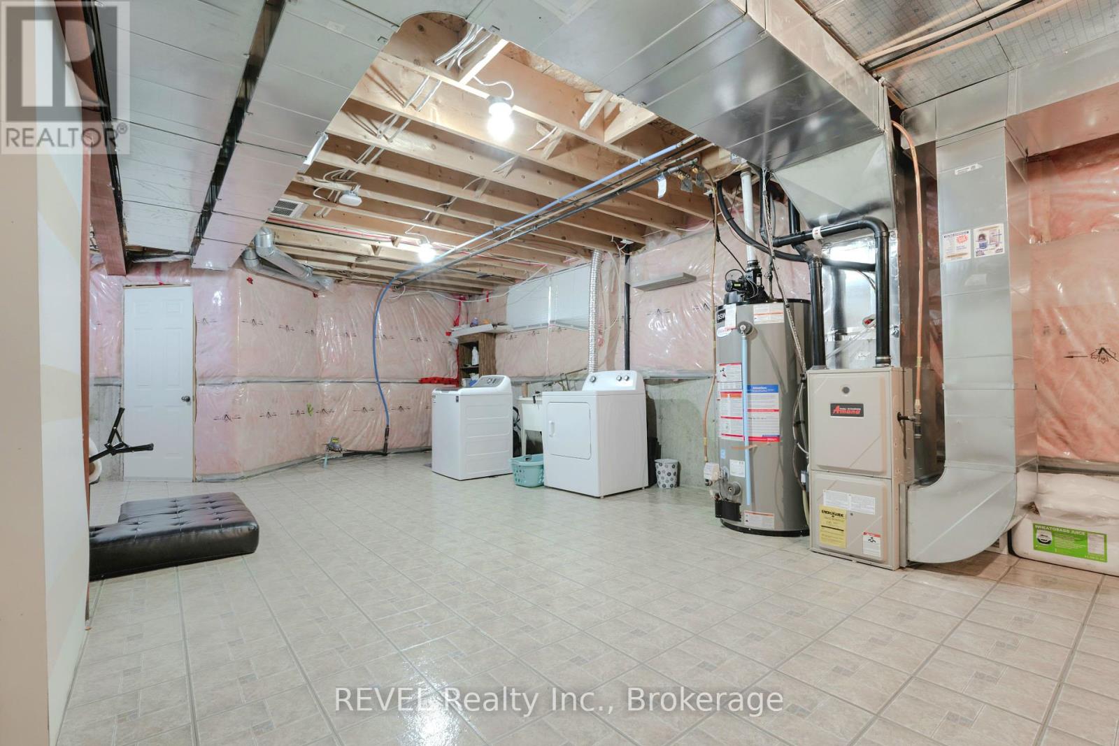 Photo 33 of 1085 South Wenige Drive, London North ON