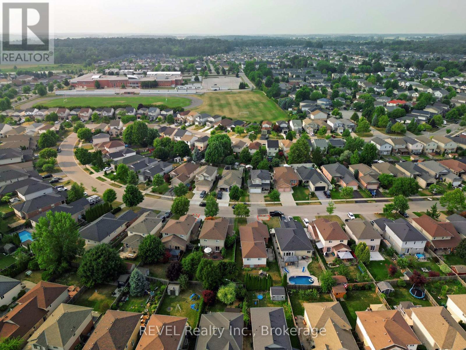Photo 39 of 1085 South Wenige Drive, London North ON