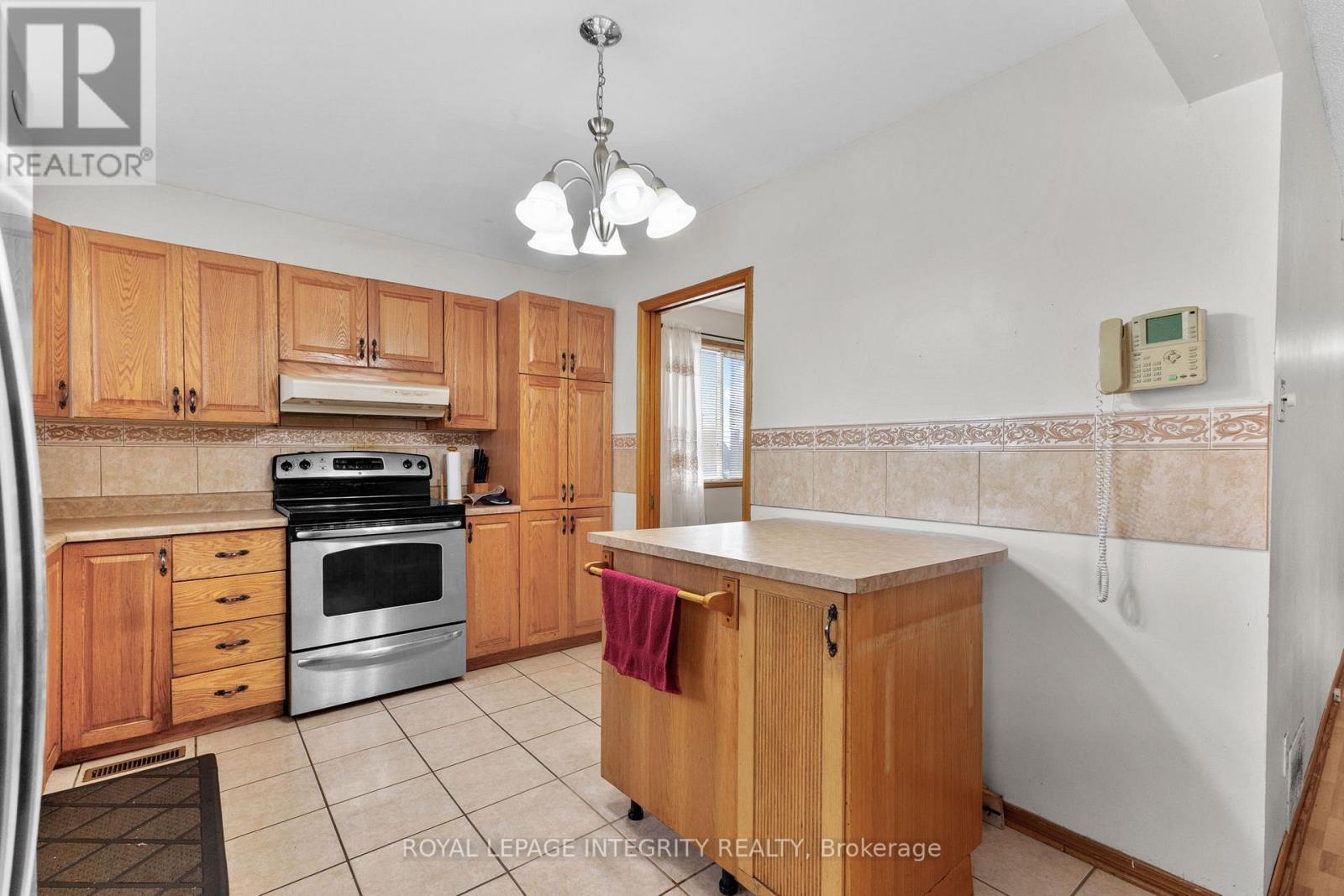 Photo 21 of 1499 Goth Avenue, Ottawa ON