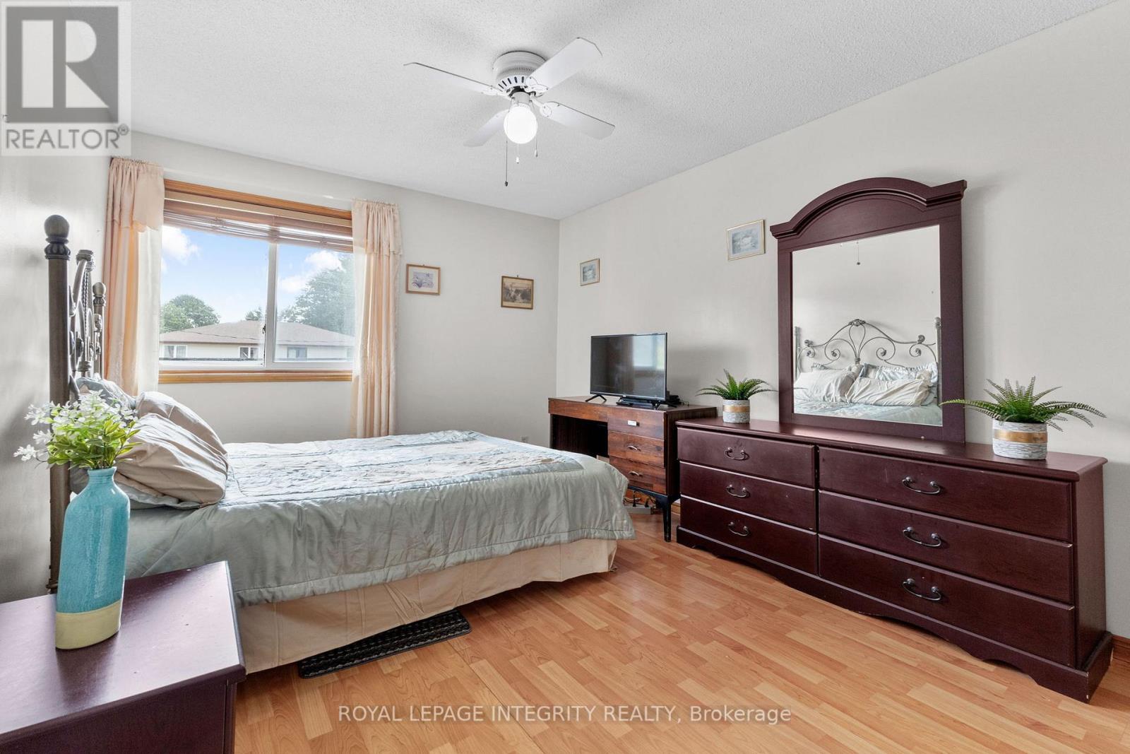 Photo 31 of 1499 Goth Avenue, Ottawa ON
