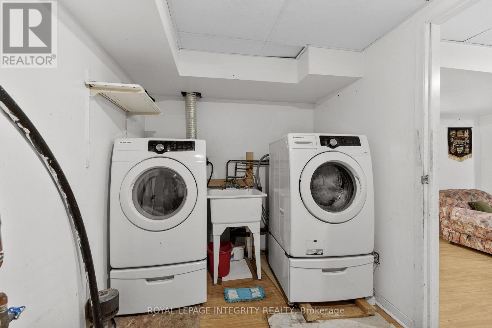 Photo 20 of 1499 Goth Avenue, Ottawa ON
