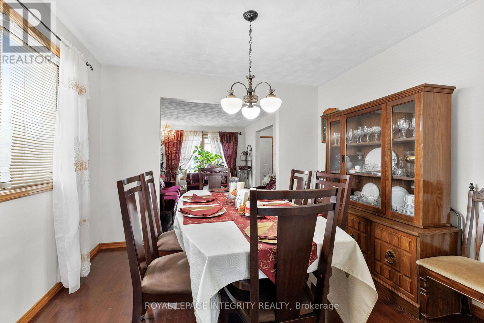 Photo 8 of 1499 Goth Avenue, Ottawa ON