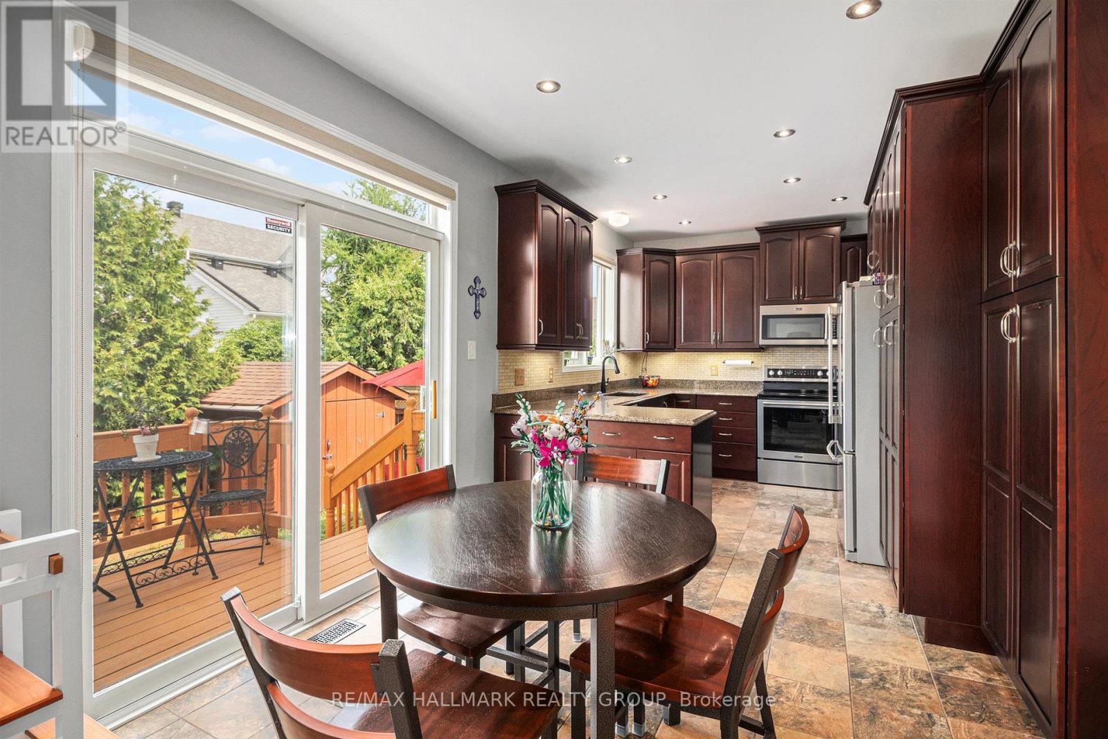Photo 11 of 1565 Winterport Way, Ottawa ON