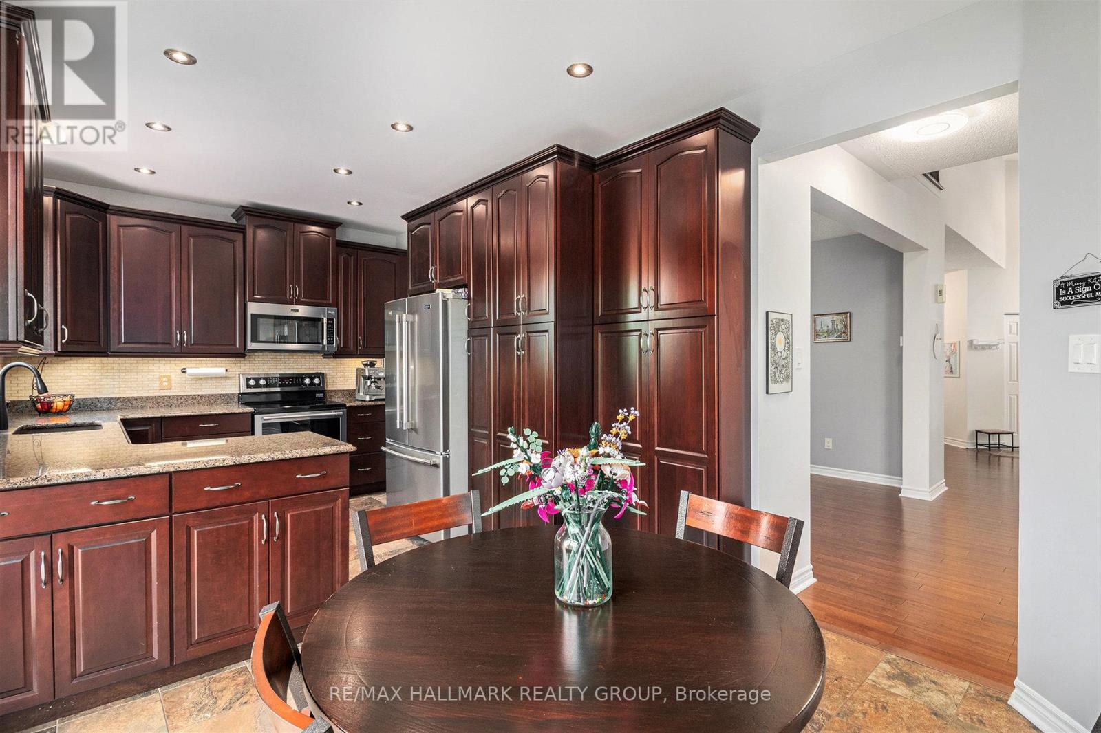 Photo 12 of 1565 Winterport Way, Ottawa ON