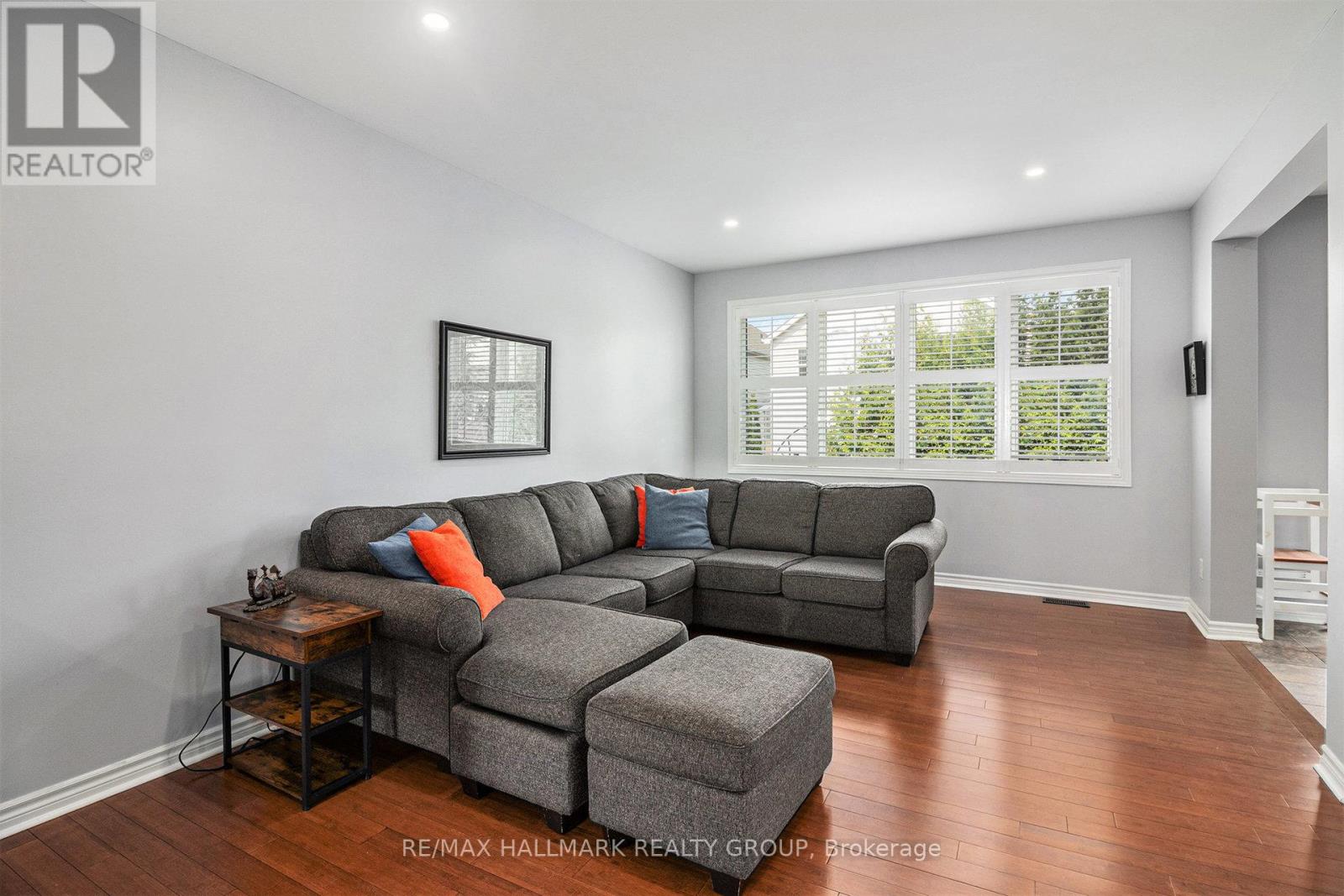 Photo 14 of 1565 Winterport Way, Ottawa ON