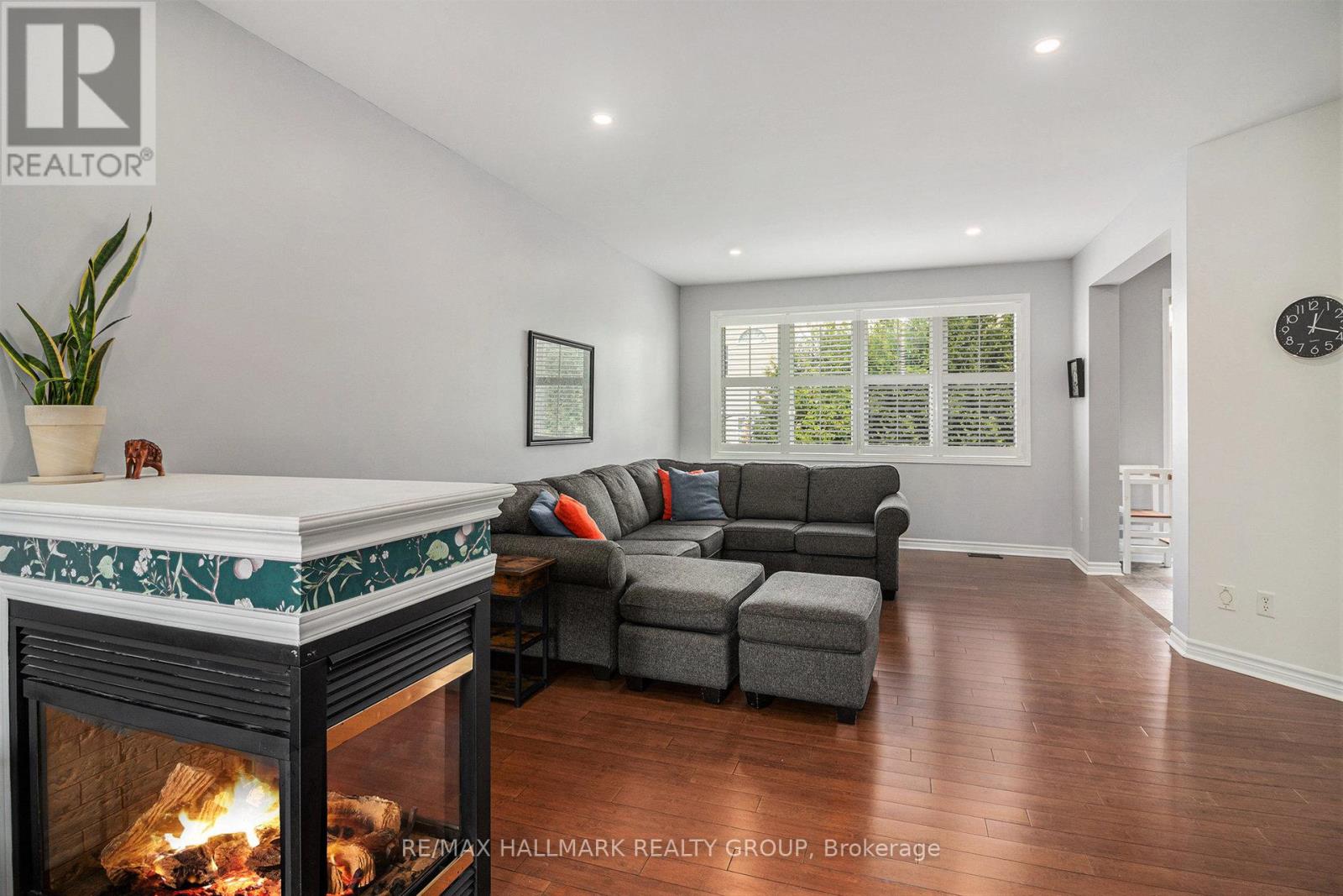 Photo 16 of 1565 Winterport Way, Ottawa ON
