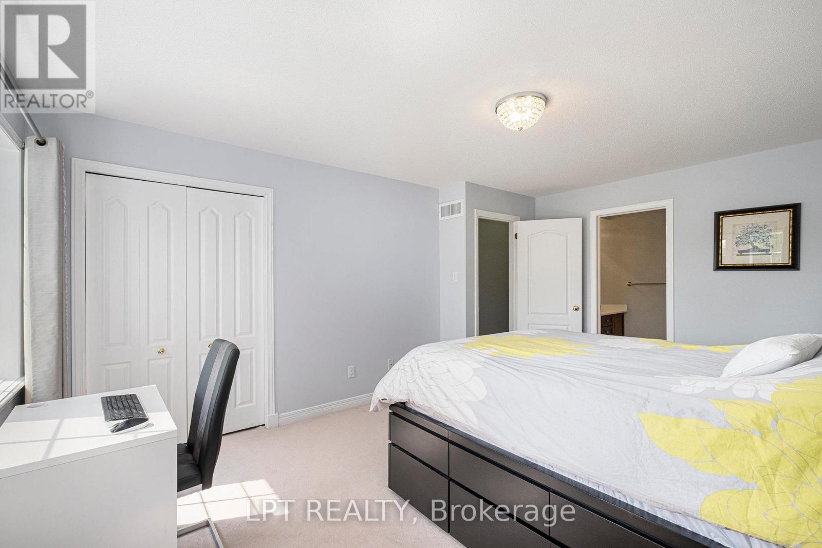 Photo 38 of 9 Taj Court, Ottawa ON