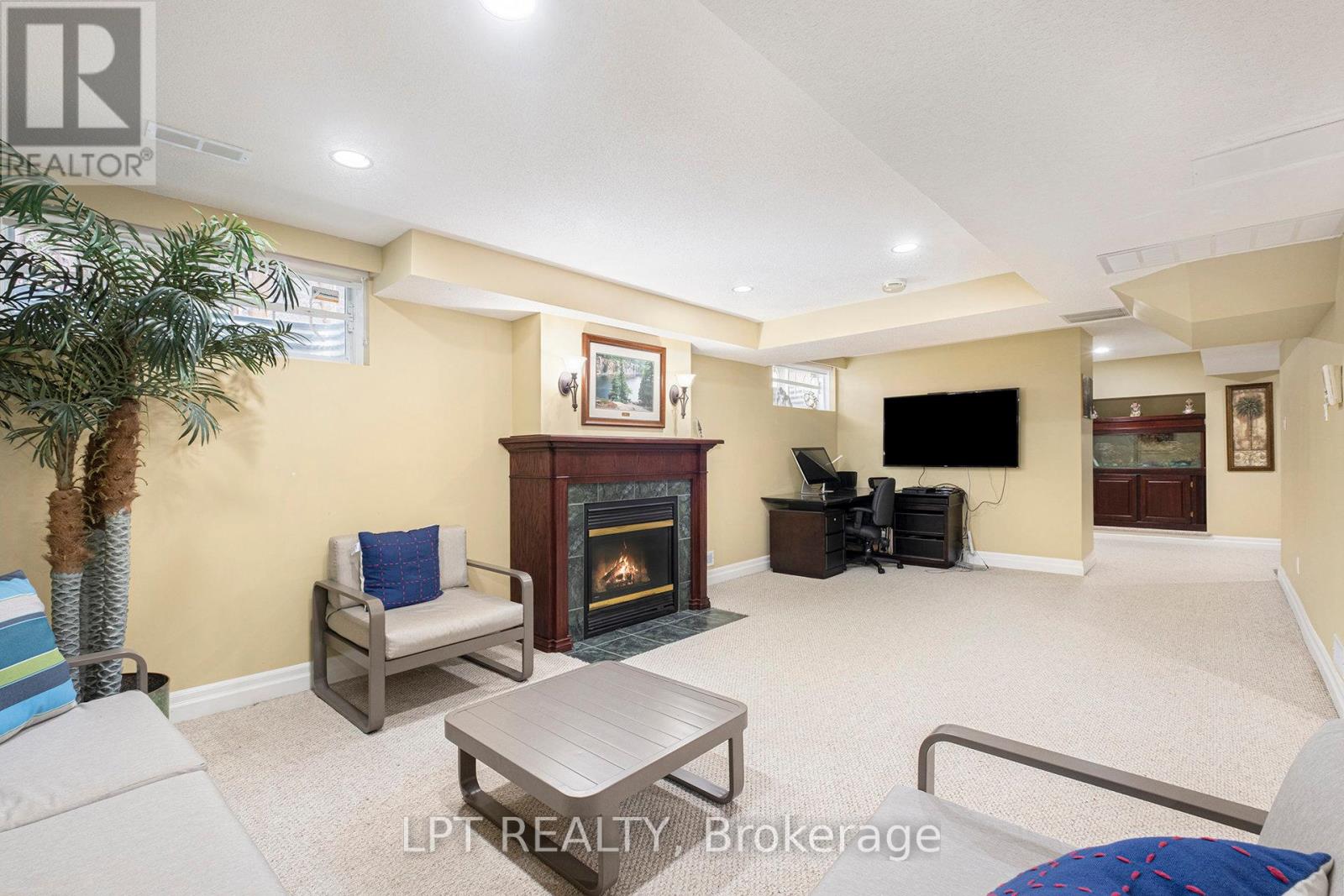 Photo 40 of 9 Taj Court, Ottawa ON