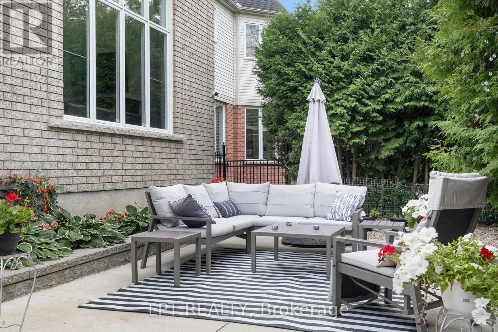 Photo 1 of 9 Taj Court, Ottawa ON