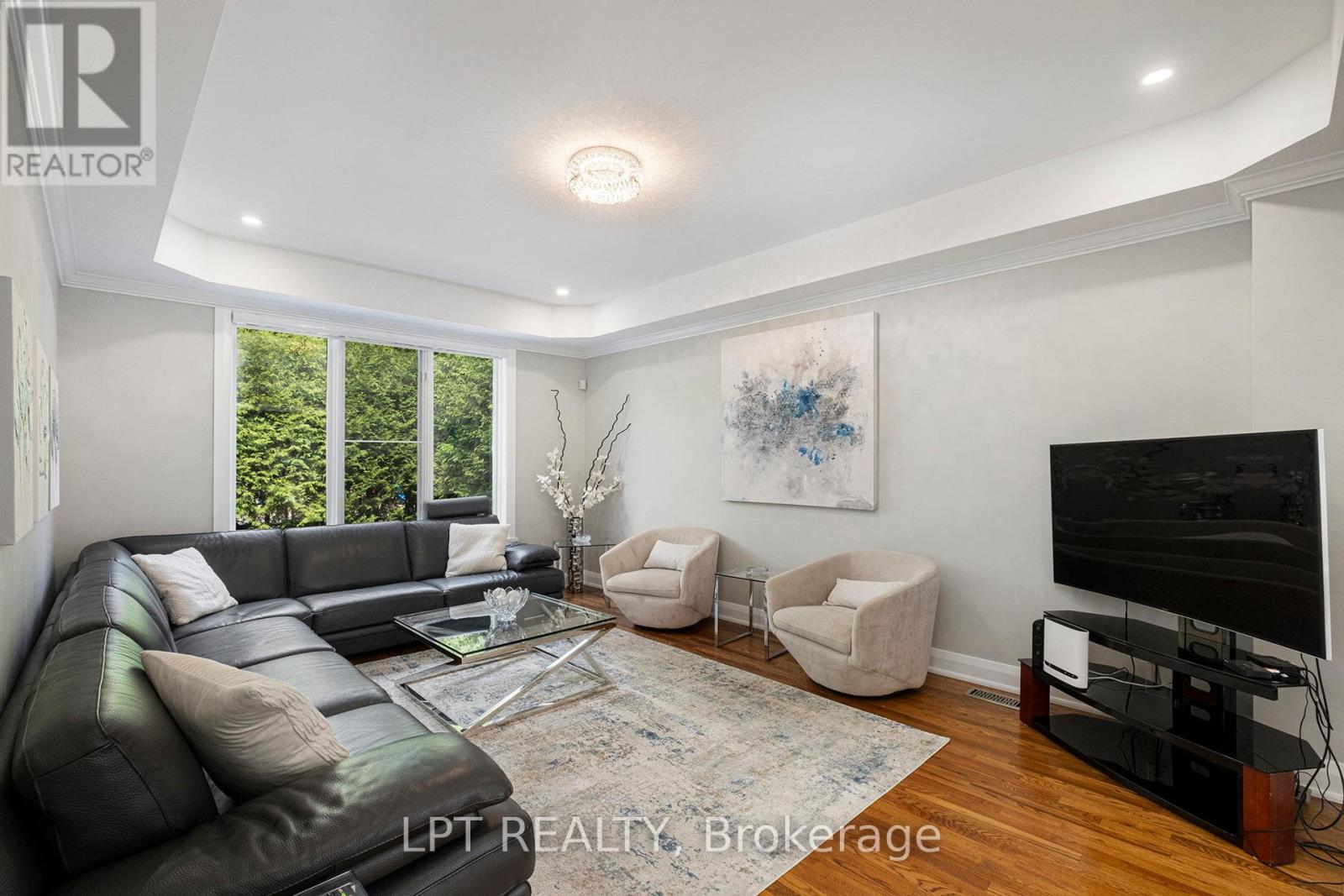 Photo 37 of 9 Taj Court, Ottawa ON