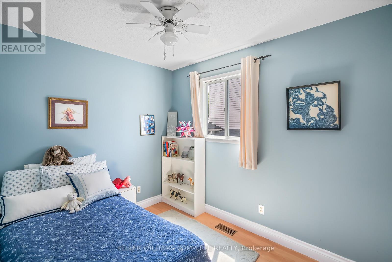 Photo 18 of 56 Stoney Brook Crescent, St Catharines ON