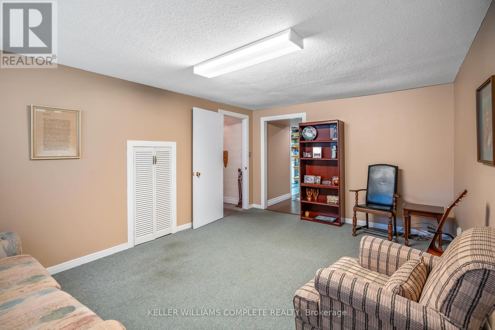 Photo 20 of 56 Stoney Brook Crescent, St Catharines ON