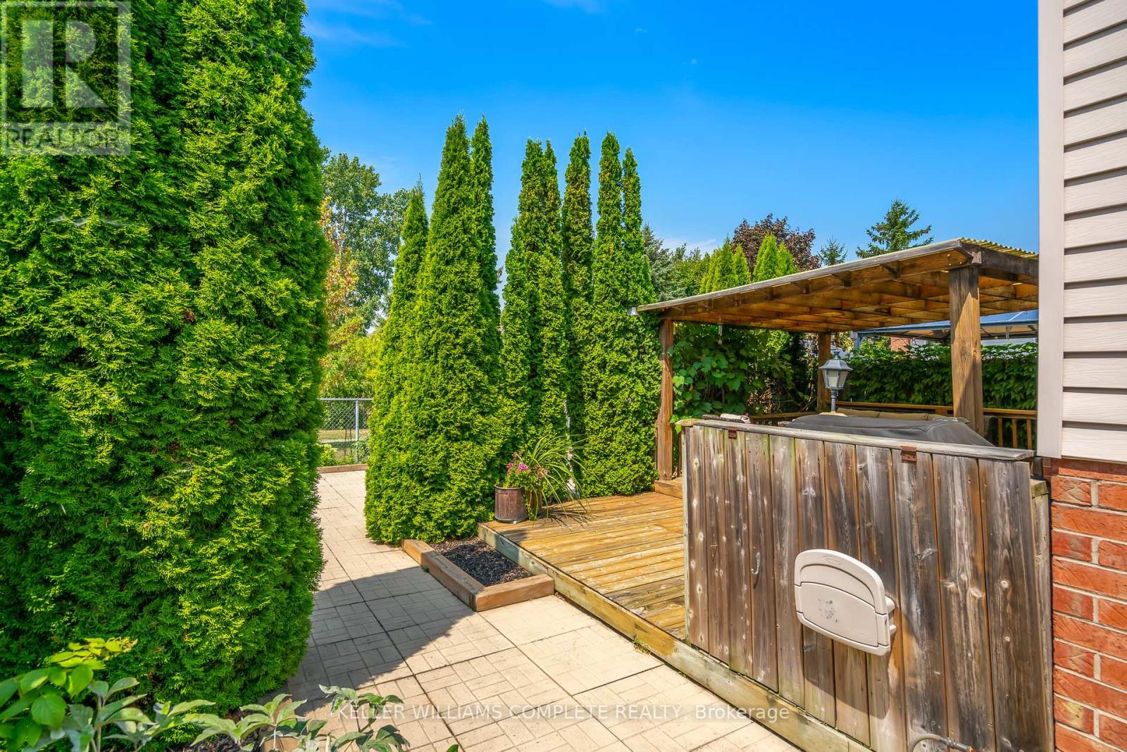 Photo 26 of 56 Stoney Brook Crescent, St Catharines ON
