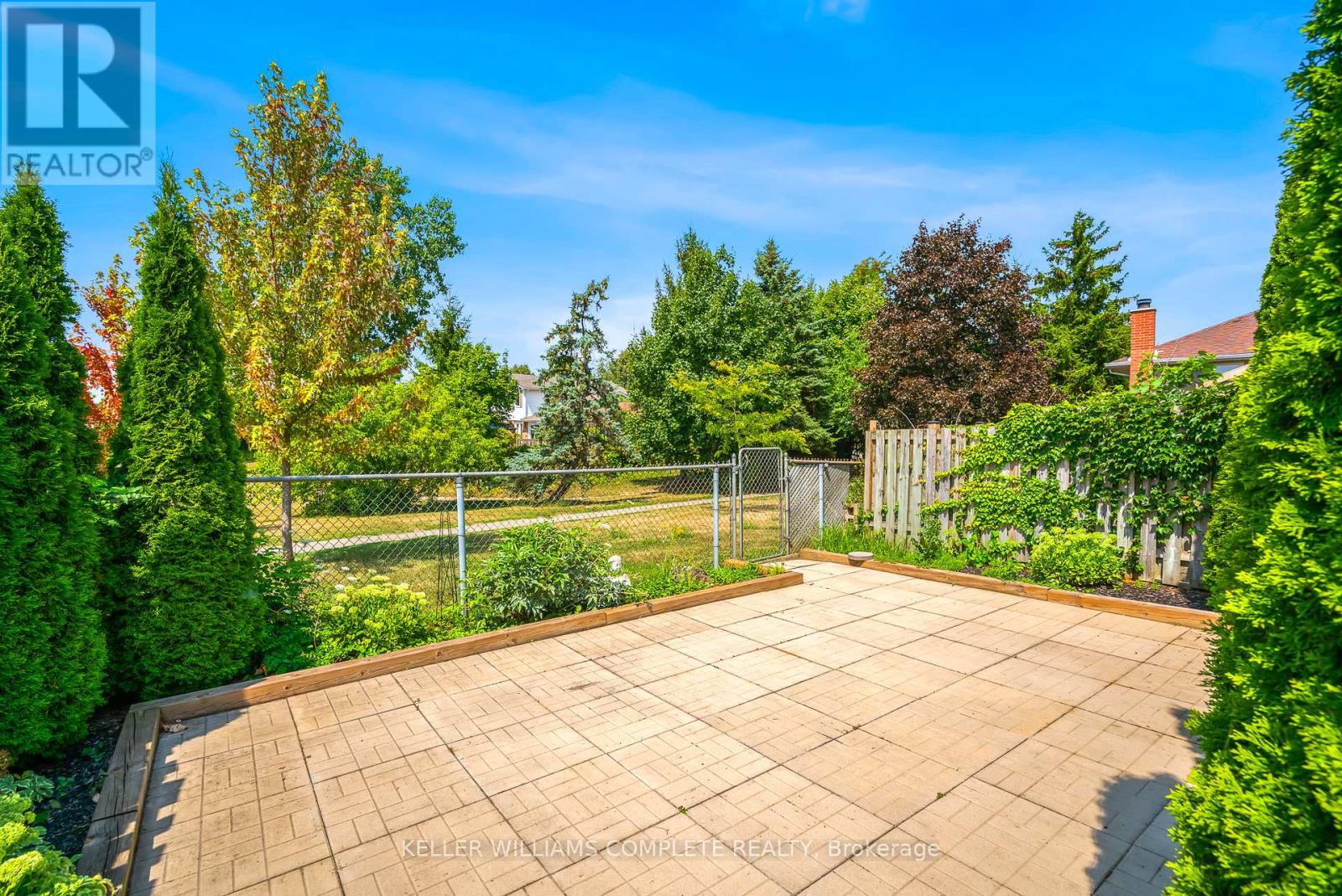 Photo 32 of 56 Stoney Brook Crescent, St Catharines ON