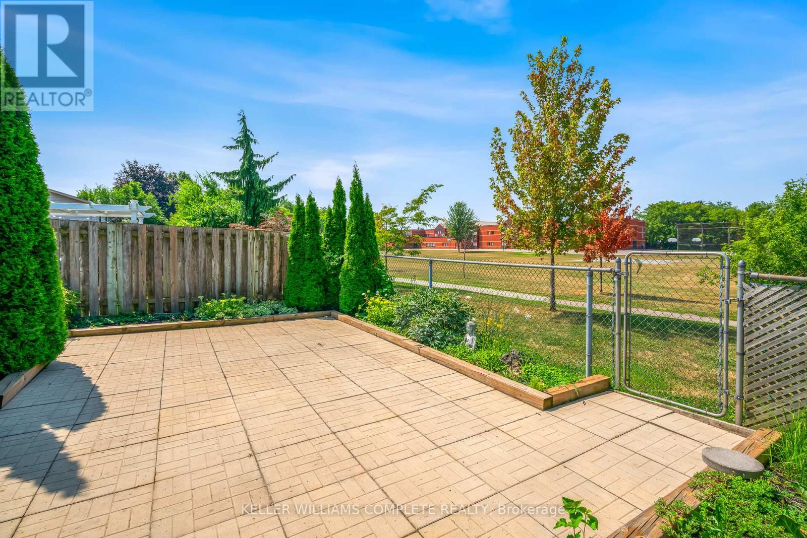 Photo 33 of 56 Stoney Brook Crescent, St Catharines ON