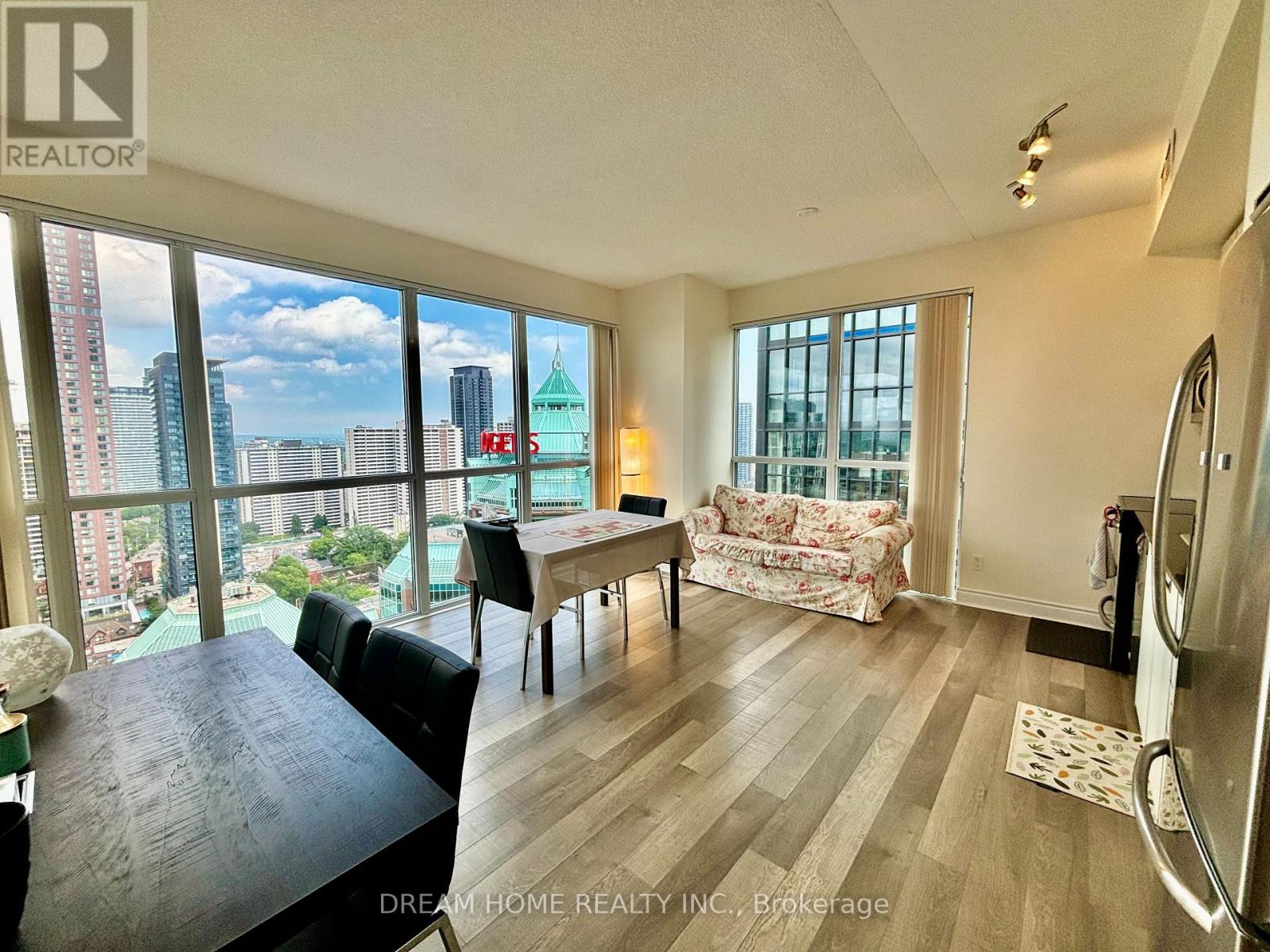 Photo 1 of 2802 28 Ted Rogers Way, Toronto ON