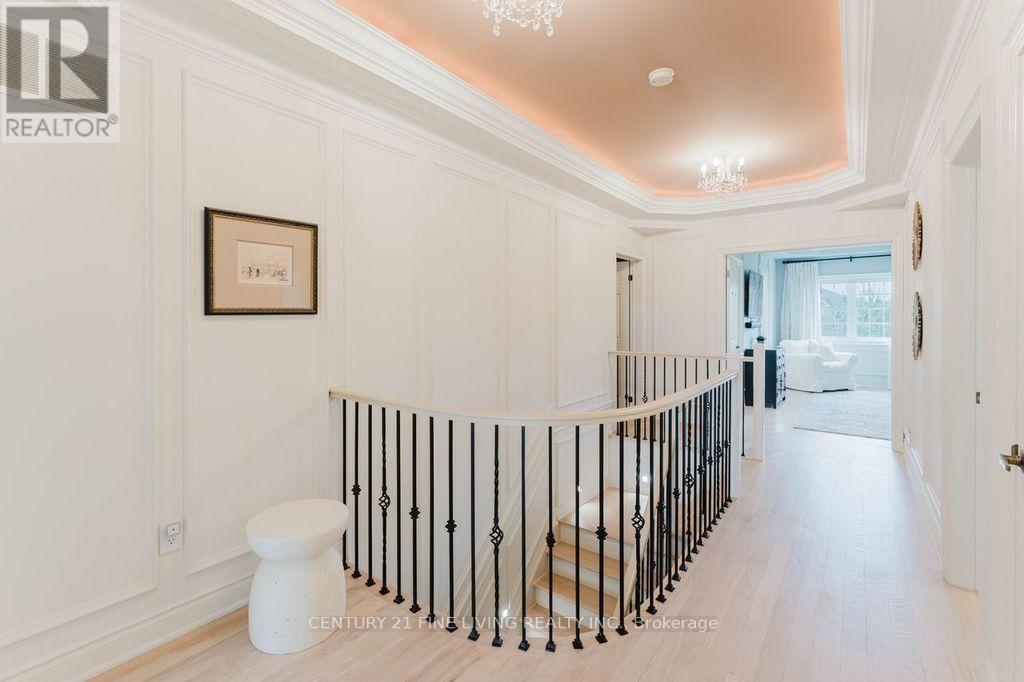 Photo 18 of 96 Wolf Creek Crescent, Vaughan ON