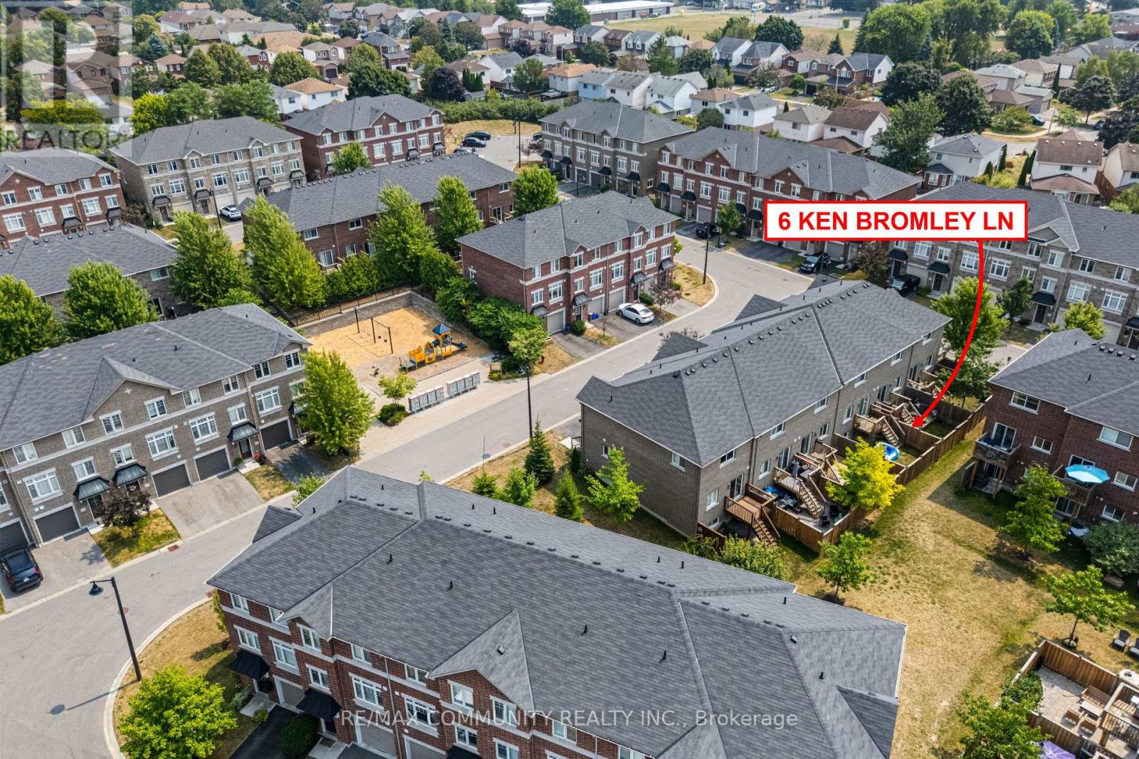 Photo 28 of 6 Ken Bromley Lane, Clarington ON