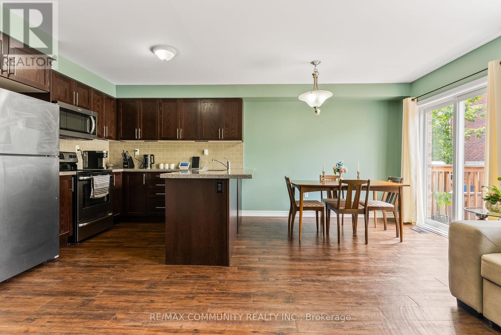 Photo 21 of 6 Ken Bromley Lane, Clarington ON