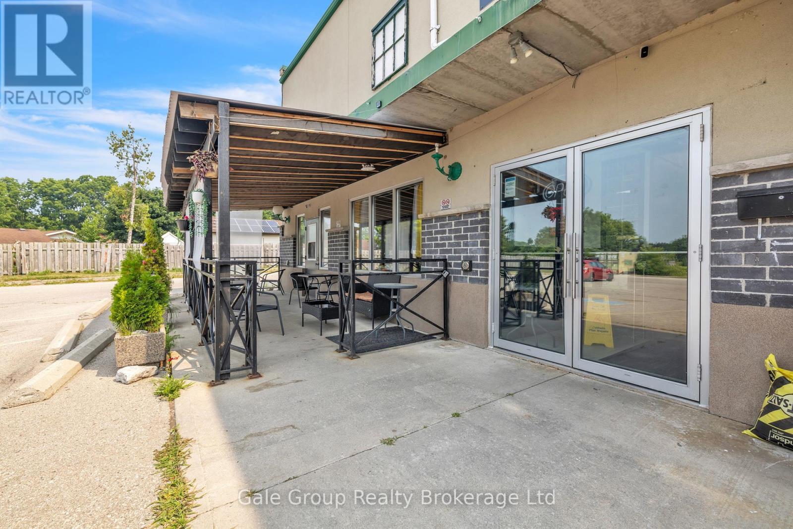 Photo 9 of 500 Norwich Avenue, Woodstock ON