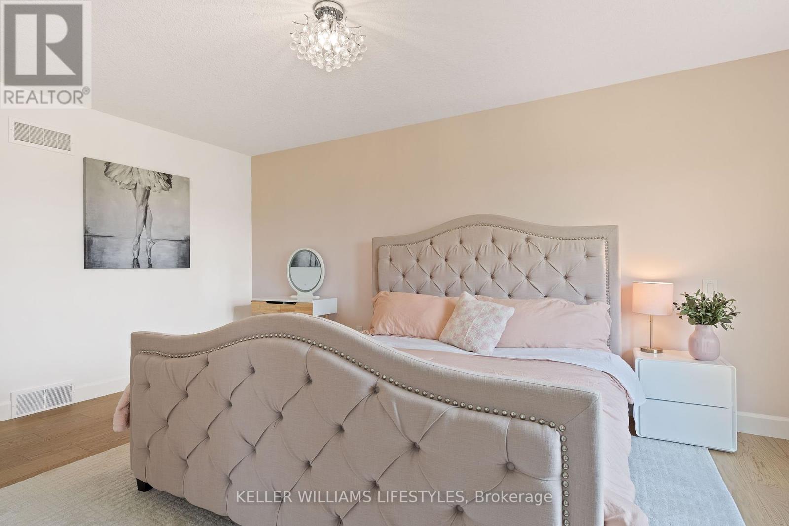 Photo 44 of 519 Warner Terrace, London North ON