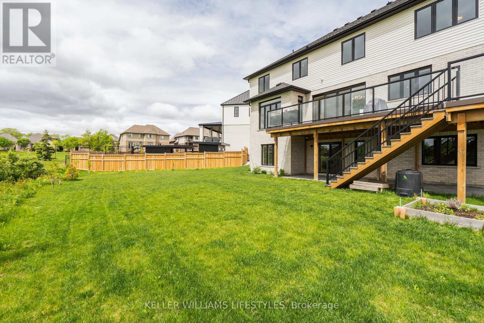 Photo 6 of 519 Warner Terrace, London North ON