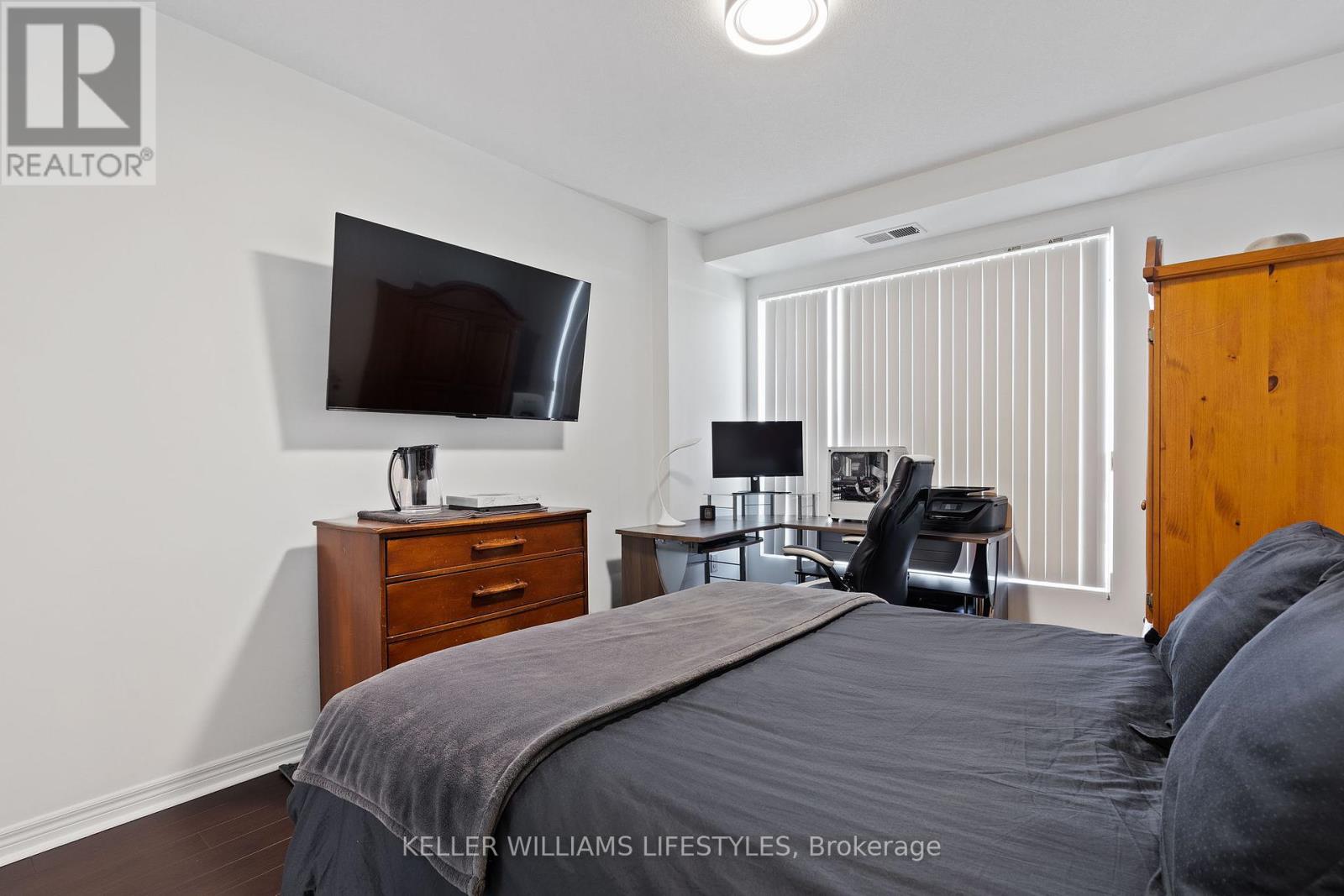 Photo 15 of 1004 1030 Coronation Drive, London North ON