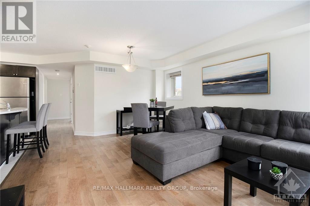 Photo 10 of 1 105 Bluestone Private, Ottawa ON