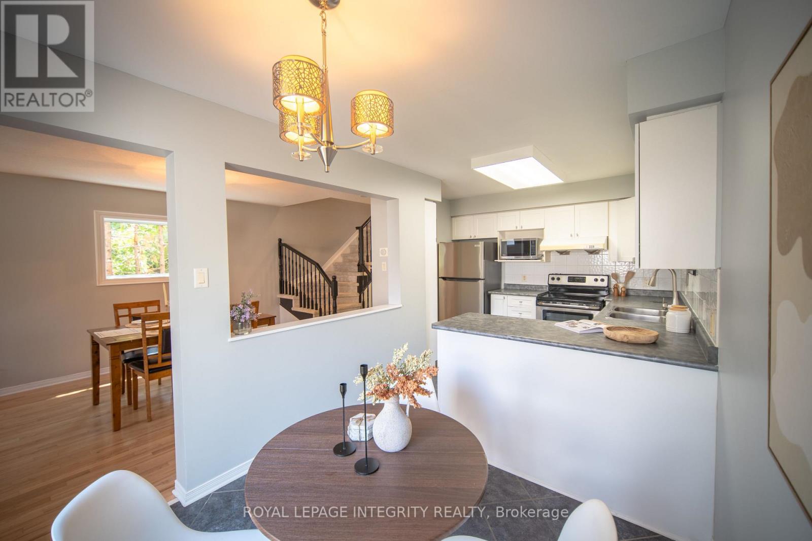 Photo 12 of 29 Kettleby Street, Ottawa ON