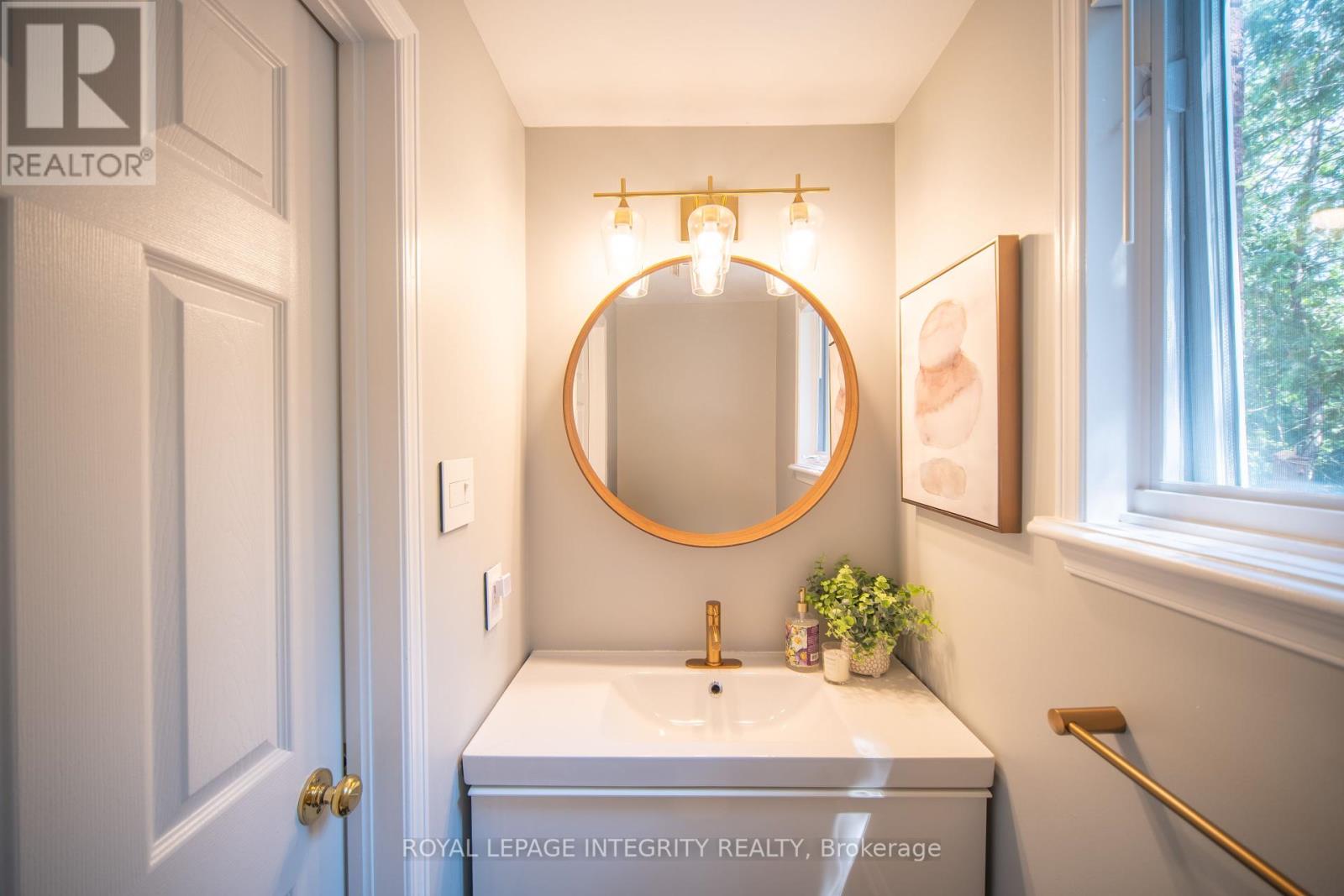 Photo 17 of 29 Kettleby Street, Ottawa ON