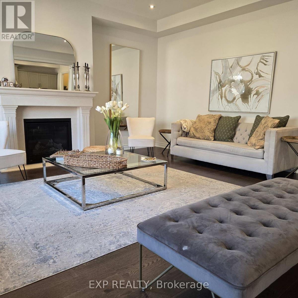 Photo 8 of 3102 Millicent Avenue, Oakville ON