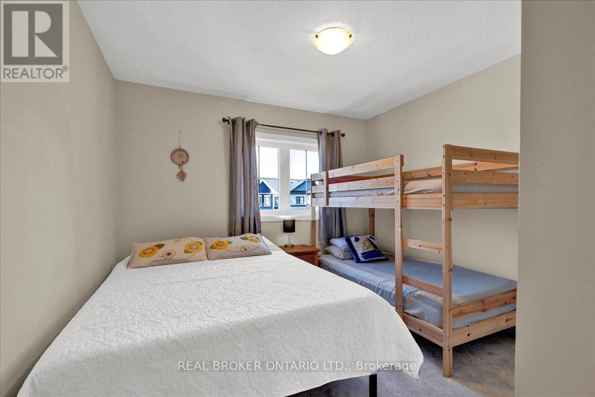 Photo 16 of 73 Stern Drive, Welland ON