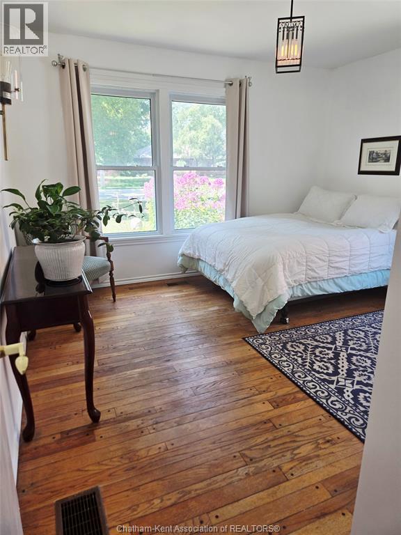 Photo 19 of 229 Elizabeth Street, Chatham ON