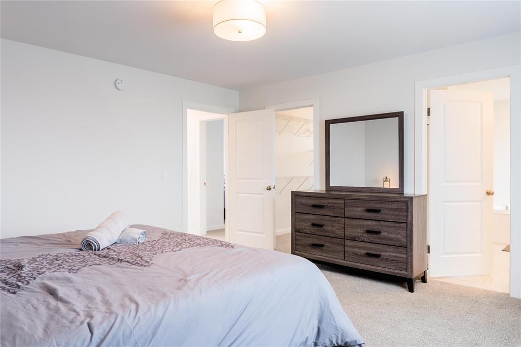 Photo 20 of 133 Blackbird Way, Grande Pointe MB
