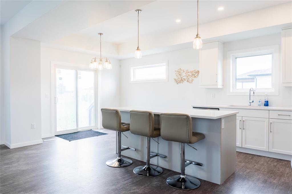 Photo 6 of 133 Blackbird Way, Grande Pointe MB