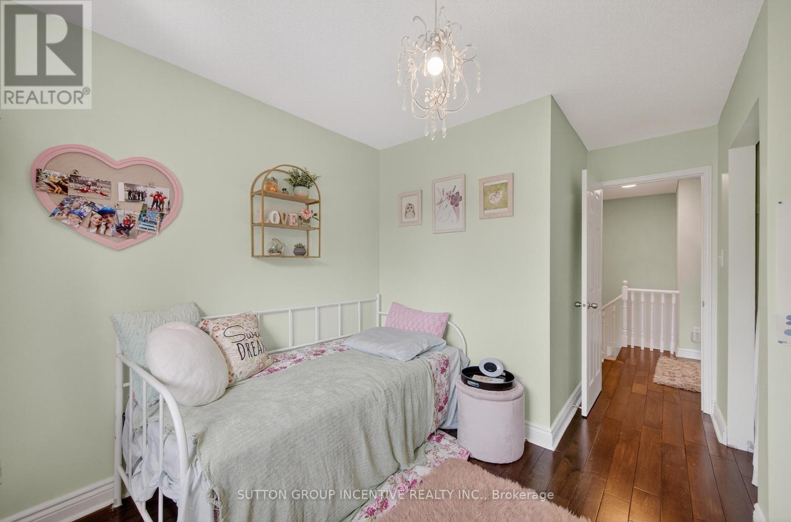 Photo 24 of 1301 Forest Street, Innisfil ON