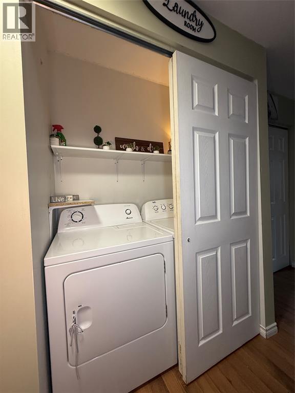 Photo 12 of 4361 Fifth Street, Petrolia ON